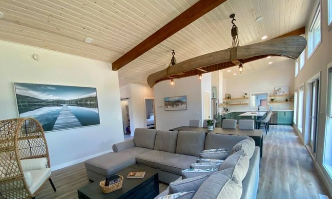 Wasagaming Cabin | Mooswa Riding Mountain+Sensational 4 Bdr Cabin (71)