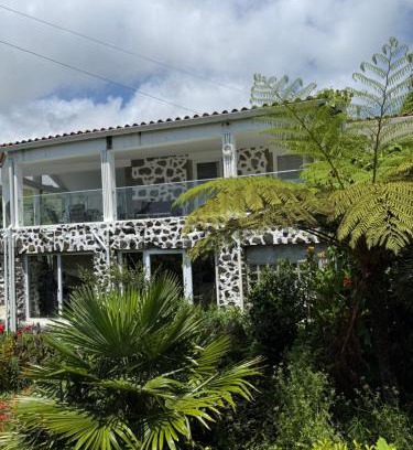 Lomba House | Moradia Terra Chã Sea View 1 to 4 pers