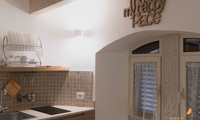 Old Town Condo | More Apartments il Ferrarese - 2 split apartments on 2 levels