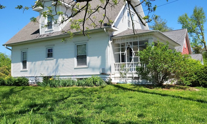 Olney House | Morgan Manor - Your Home Away from Home!