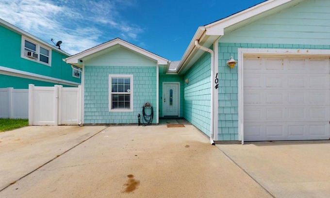 Safe Harbor House | Morgan Shores