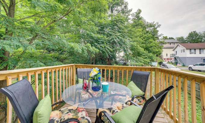 Woodburn House | Morgantown Home: 1 Mi to West Virginia University!