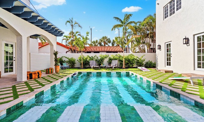 Palm Beach - West Palm Beach House | Moroccan Elegance | Near Beach & Downtown | Curated Experiences