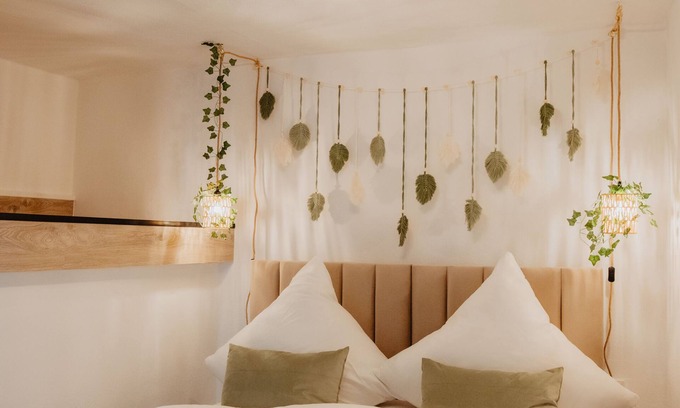 Neumagen-Dhron Apartment | Moselle apartment, oldest wine village, hiking, cycling, washing machine, Netflix!