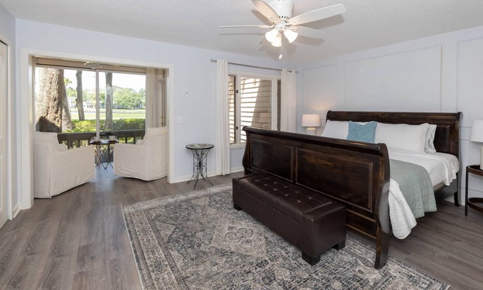 St. Simons Island Condo | Moss Oak Golf Course Lake view