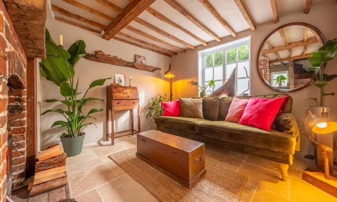 Framlingham House | Most romantic cottage in Suffolk - Number Four
