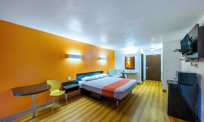 Amarillo Hotel | Motel 6 Amarillo, TX