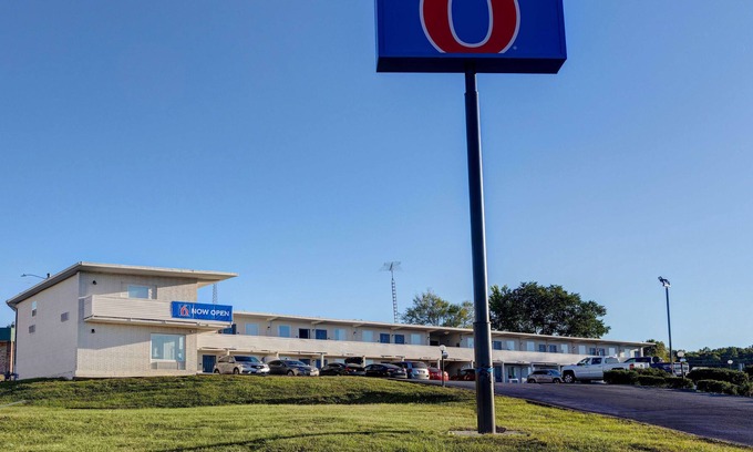 Bonne Terre Hotel | Motel 6 Bonne Terre, MO