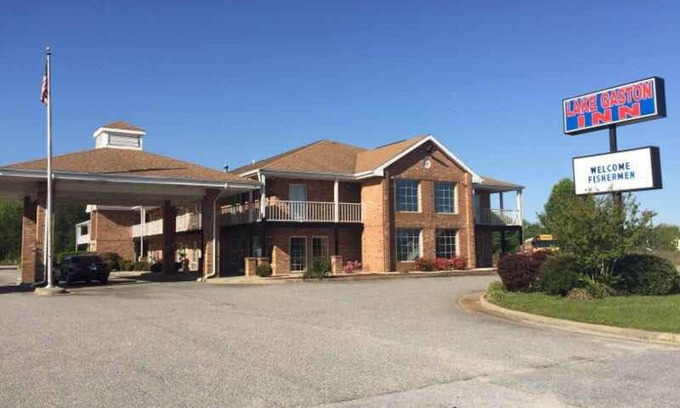 Bracey Hotel | Motel 6 Bracey, VA – I-85