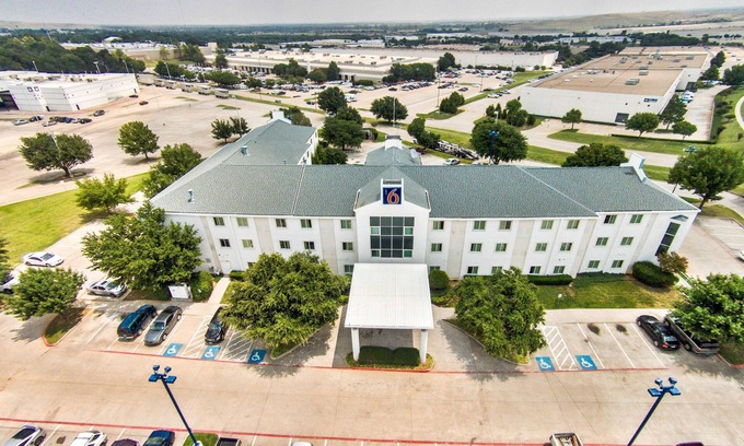Lewisville Hotel | Motel 6 Lewisville, TX - Dallas