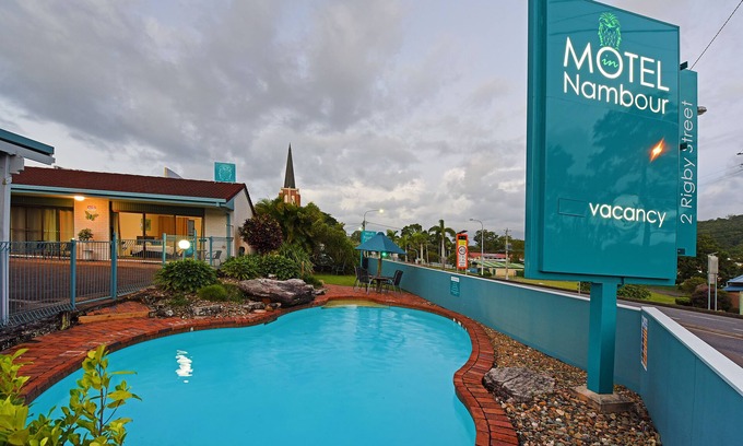 Nambour Hotel | Motel in Nambour