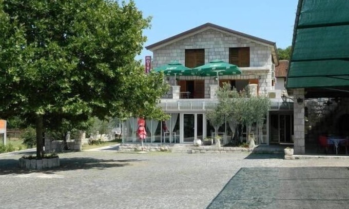 Capljina House | Motel Jelčić - Triple Room With Balcony