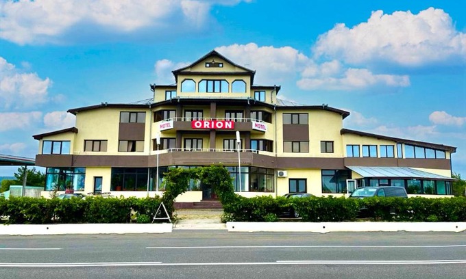 Tamboesti Hotel | Motel Orion
