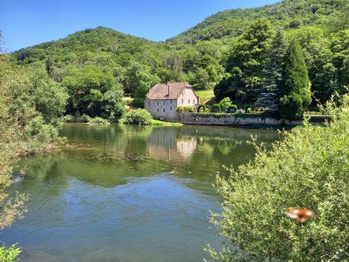 Champlive House | moulin de la chevanne