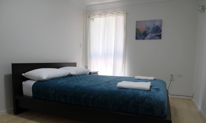Chapel Hill Apartment | Mount Coot-Tha Studio in Brisbane