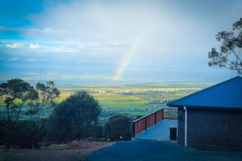 Mount Rumney House | Mount Rumney Escapes - 5 Seaview Kangaroo House