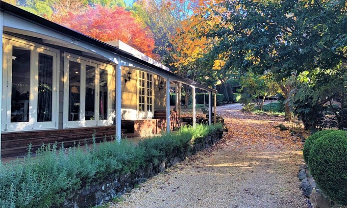 Mount Tomah House | Mount Tomah Huntington Lodge & Cottage - The complete escape package