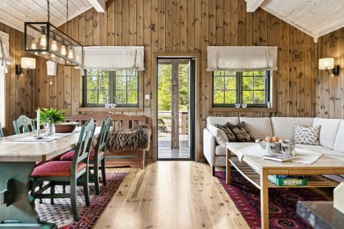Atra House | Mountain Cabin With Great Views