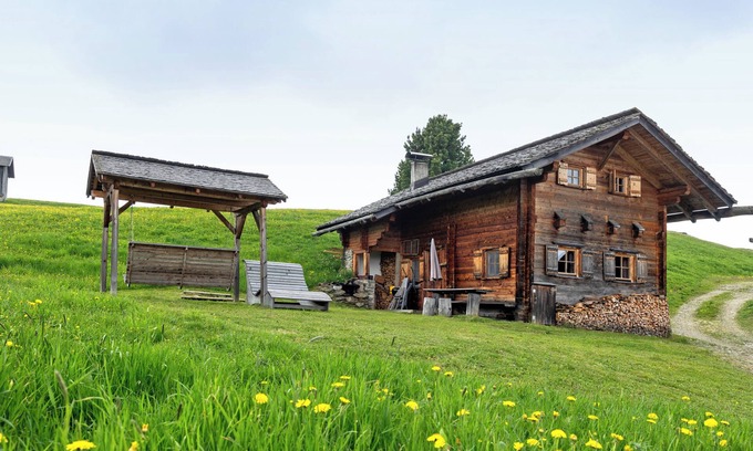 Rodengo House | Mountain Hut 'Laffaa' with Mountain View and Private Garden