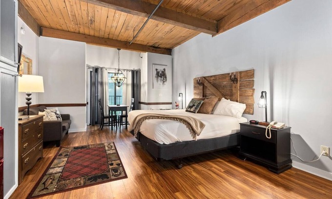 Wintergreen Condo | Mountain Inn Studio 97 with Wintergreen Advantage