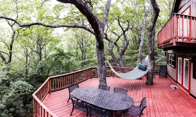 Dan River House | Mountain Time Off the Parkway near Fancy Gap VA