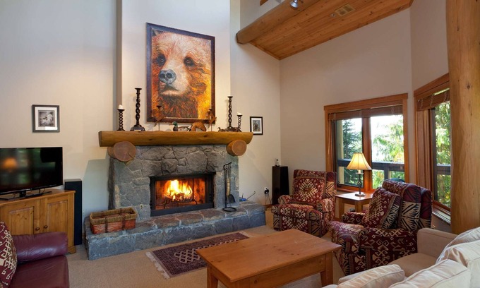 Nordic Estates House | Mountain townhouse w/hot tub & ski access