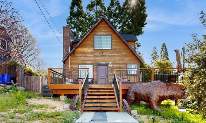 Cedar Glen Cabin | Mountain-view cabin with fireplace, outdoor dining, firepit & wraparound deck