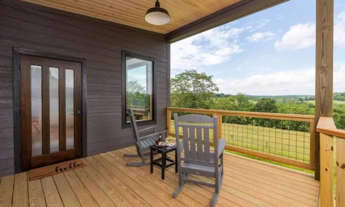 Steeles Tavern Cabin | Mountain View Cabin, Hot tub and on site Spa!