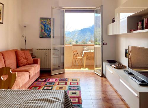 Moggio Apartment | Mountain view charming apartment