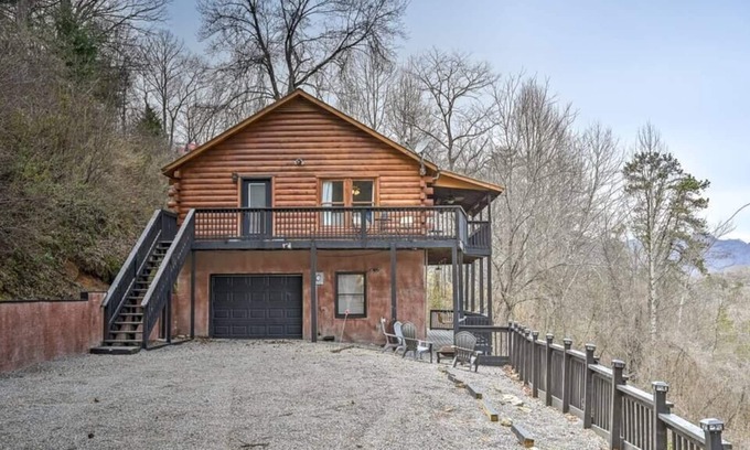 Canton Cabin | Mountain Views with Covered Decks and Hot Tub