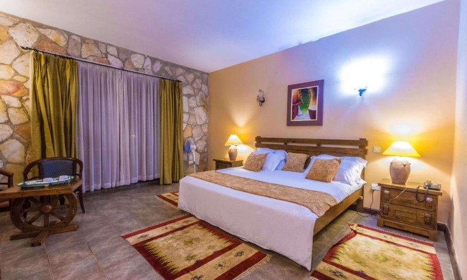 Fort Portal Hotel | Mountains of the Moon Hotel Fort Portal