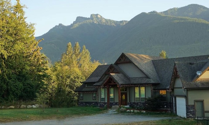 Sardis Villa | MountainView Lodge