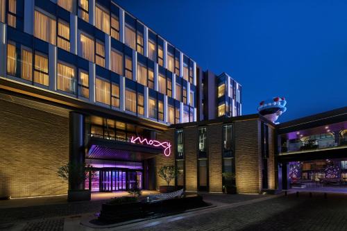 Zhonglou Shangquan Hotel | Moxy Xi'an Downtown