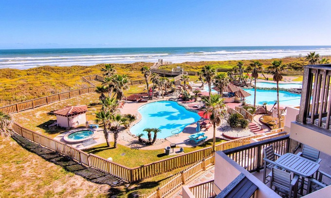 Port Aransas Condo | MP307 | Wake Up to Ocean Views | Beach Boardwalk