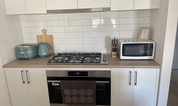 Grovedale House | Mt Duneed - Geelong, Surf Coast & Great Ocean Road
