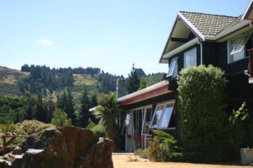 Windwhistle Hotel | Mt Hutt Lodge