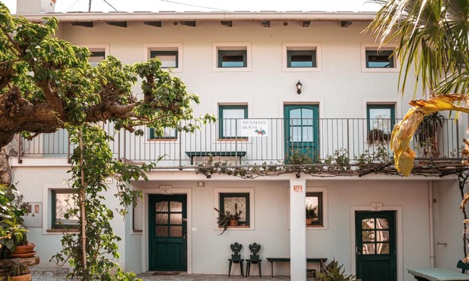 Nova Gorica Apartment | Mulberry house