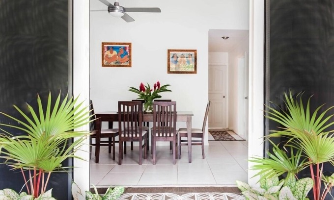 Tapere of Titikaveka House | Multi-Award Winning beachfront self-catering villa Tiana