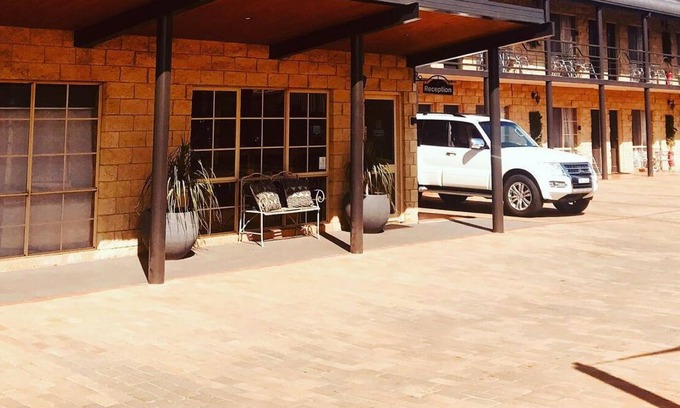 Mulwala Hotel | Mulwala Paradise Palms Motel