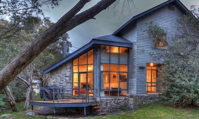 Thredbo Ski Chalet | ✨Mundarlu Private Chalet Prime Location✨nSleeps 6 |Woodridge Area |Walk to Lifts