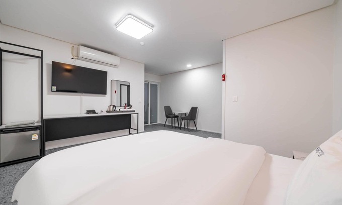 Mungyeong Hotel | Mungyeong Hotel W