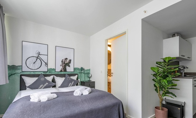 Hasenbergl-Lerchenau Ost Apartment | Munich Olschewskibogen | Suite