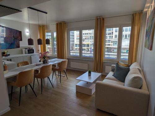 Munich City Centre Apartment | Munich Top Place direkt am Karlsplatz - Stachus 70 qm mit 2 Schlafzimmer Apartment Mila