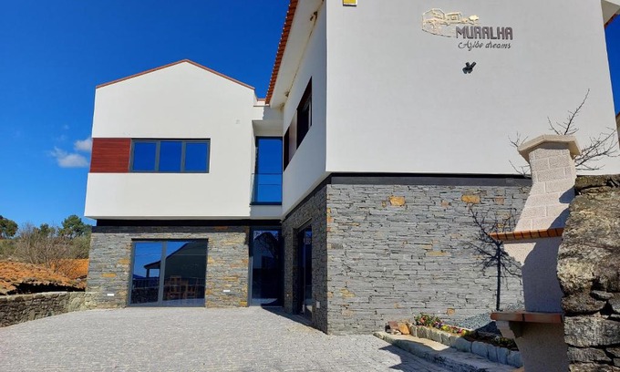 Macedo de Cavaleiros Apartment | Muralha Azibo Dreams
