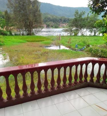 Tuk Tuk House | Murni Homestay Tuktuk Samosir