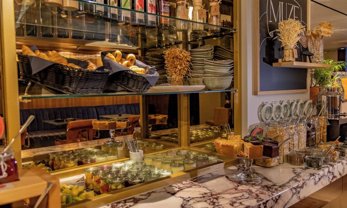 Stadtbezirke 01 Hotel | MUZE Hotel Düsseldorf - Handwritten Collection