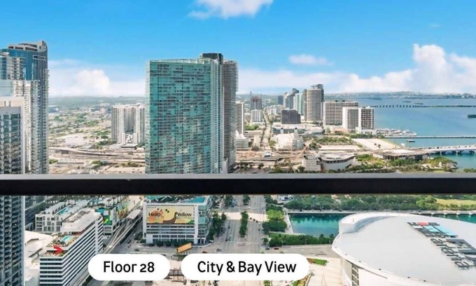 Downtown Miami Apartment | MVR - Stay Above It All in Stylish Studio