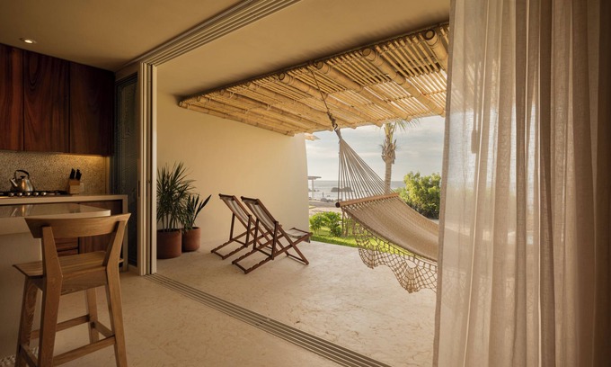 La Union de Isidoro Montes de Oca Condo | Beachfront Condo Los Panchos in Playa la Saladita/Coco 101