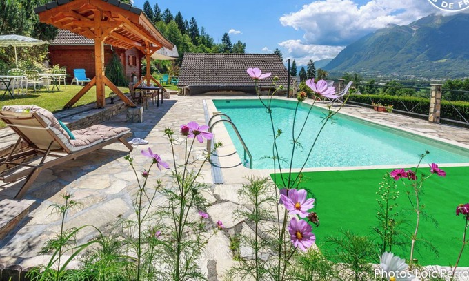 Monthion House | MY CABIN IN CANADA - MONTHION