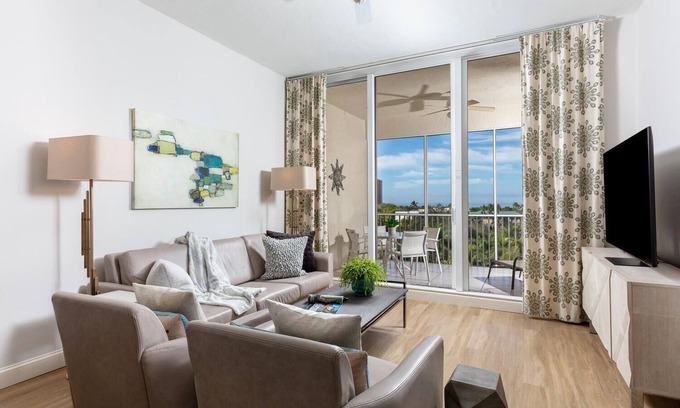 Vanderbilt Beach Condo | "My favorite apartment in Naples!"